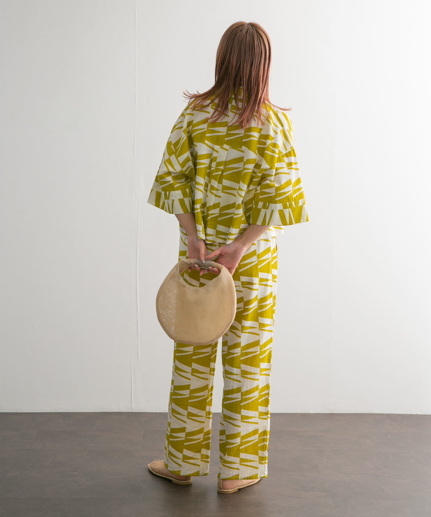 CONTROL FREAK　メッシュラウンドバッグ BEIGE one