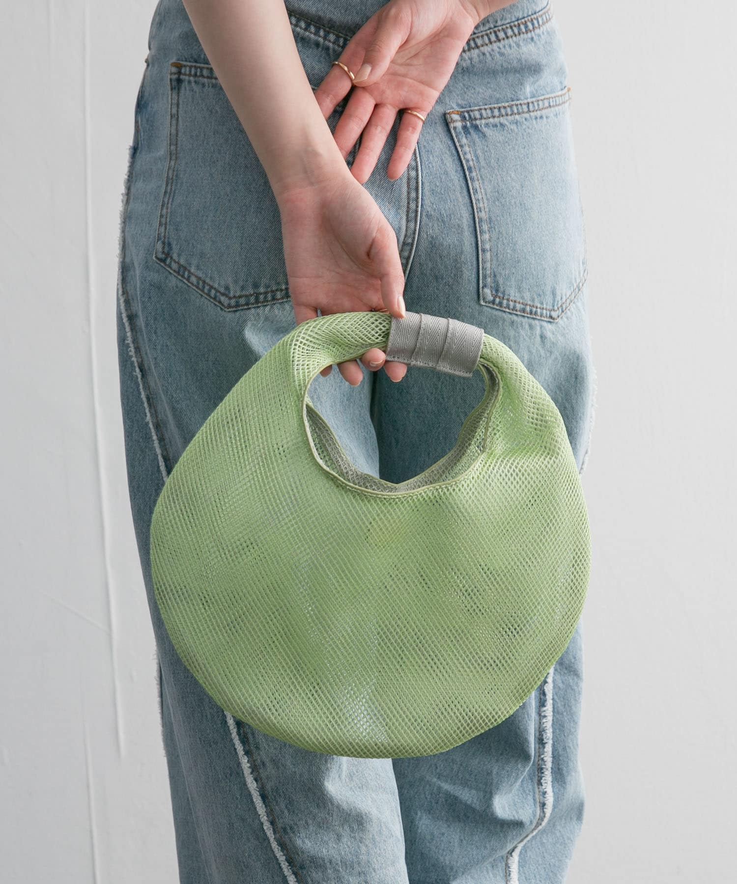 CONTROL FREAK　メッシュラウンドバッグ LIME one