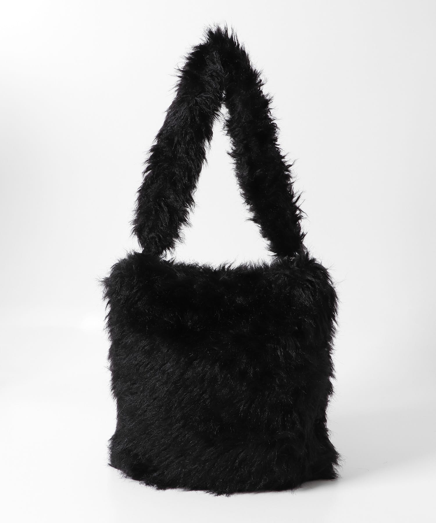 CONTROL FREAK　エコファーBIGショルダーバッグ BLACK one