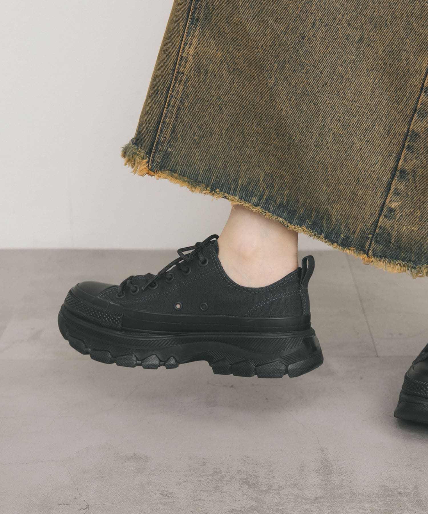 CONVERSE　TREKWAVE CS OX BLACK 23.5