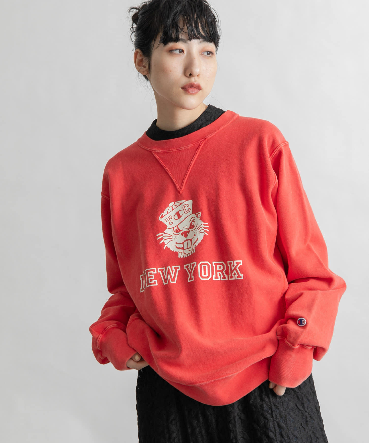 BRIGHT RED