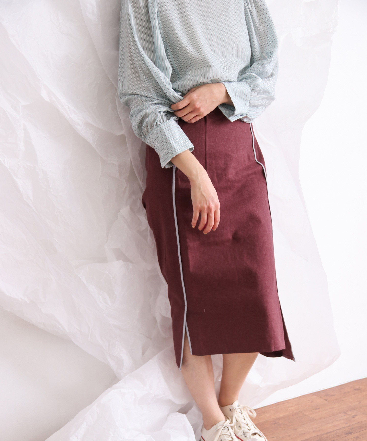 カラーパイピングスカート WINE×LVD one