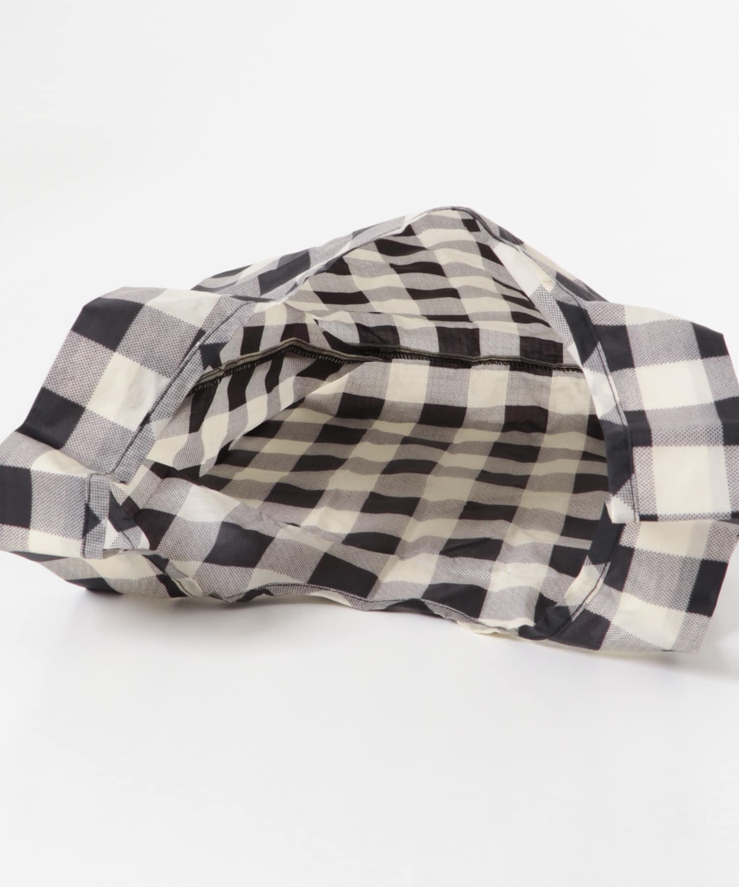 BAGGU　BABYBAGGU ブラックホワイト one