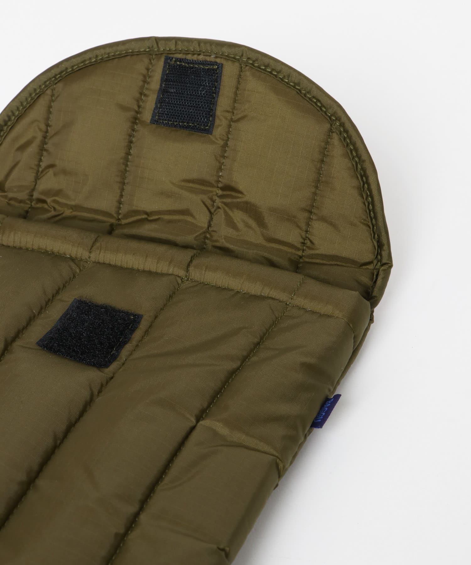BAGGU　PUFFY LAPTOP SLEEVE グリーン one
