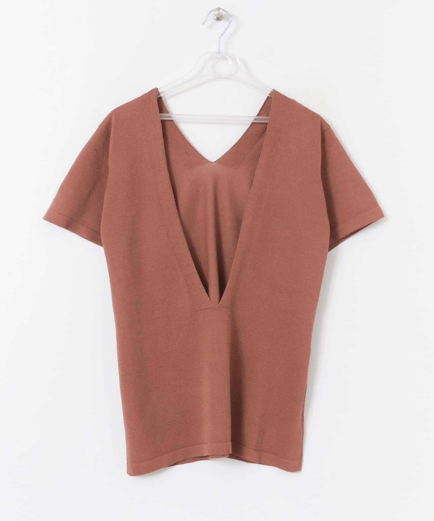 DEEP V-NECK KNIT
