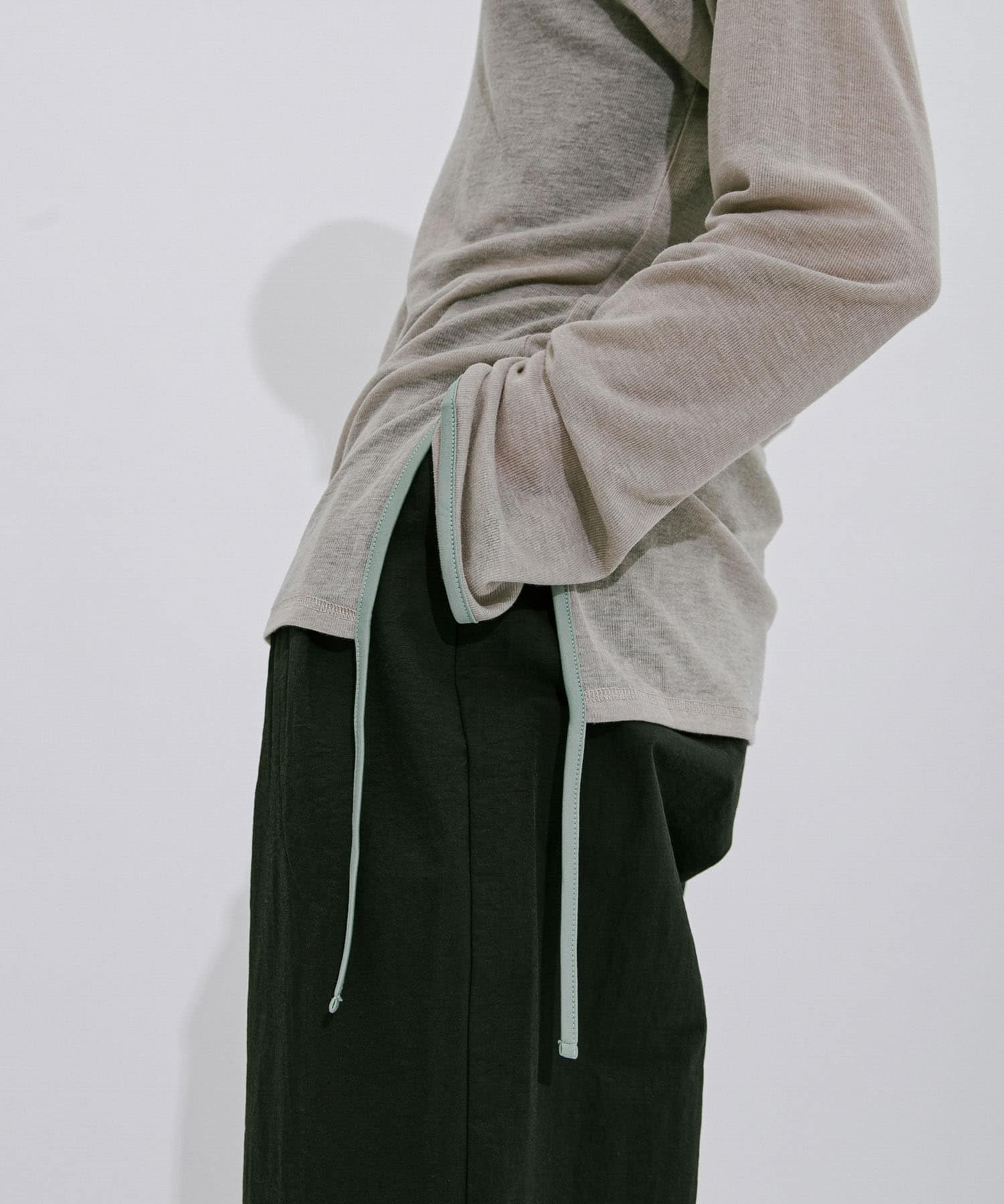 model身長：170cm 着用サイズ：FREE