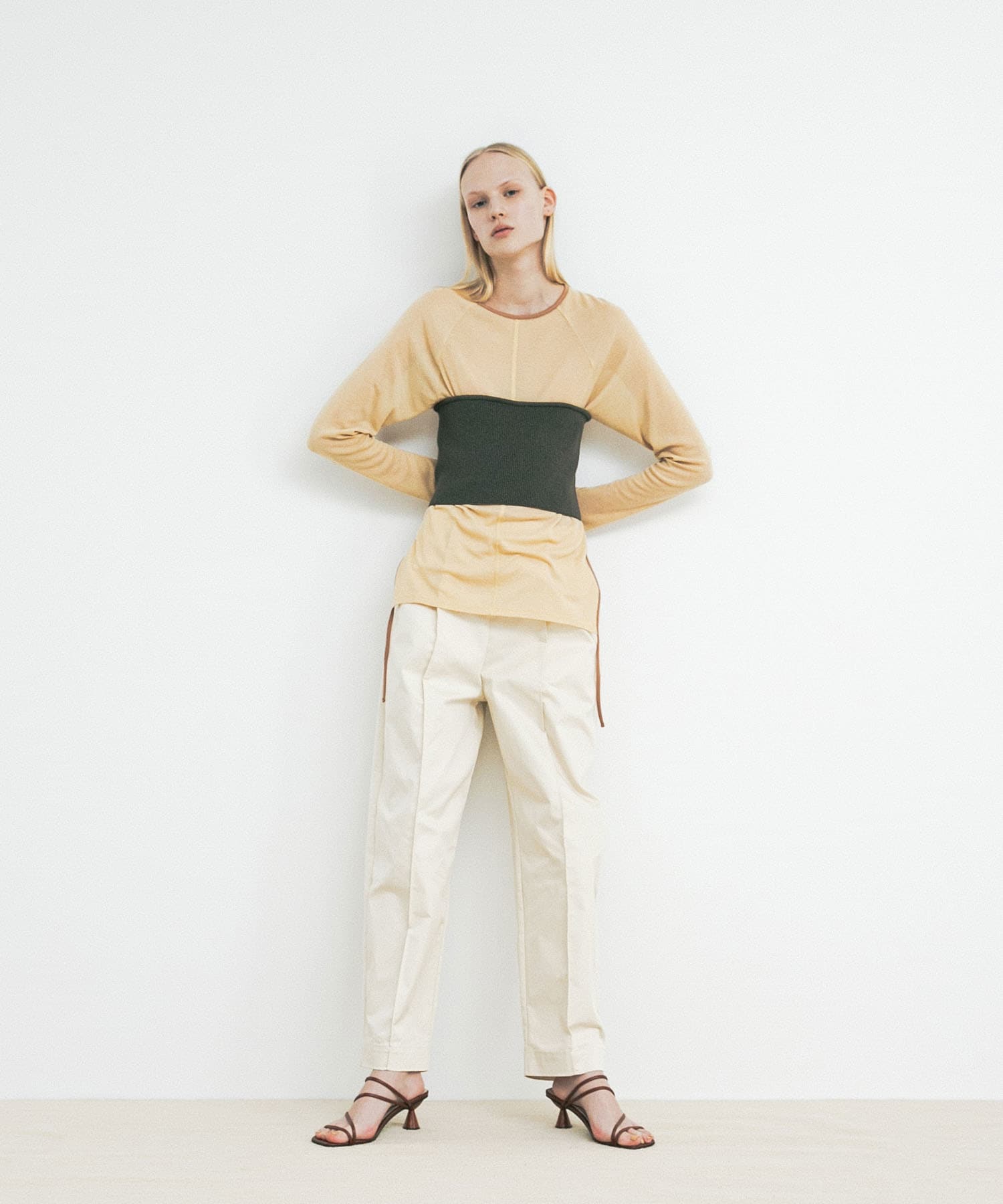 model身長：174cm 着用サイズ：FREE