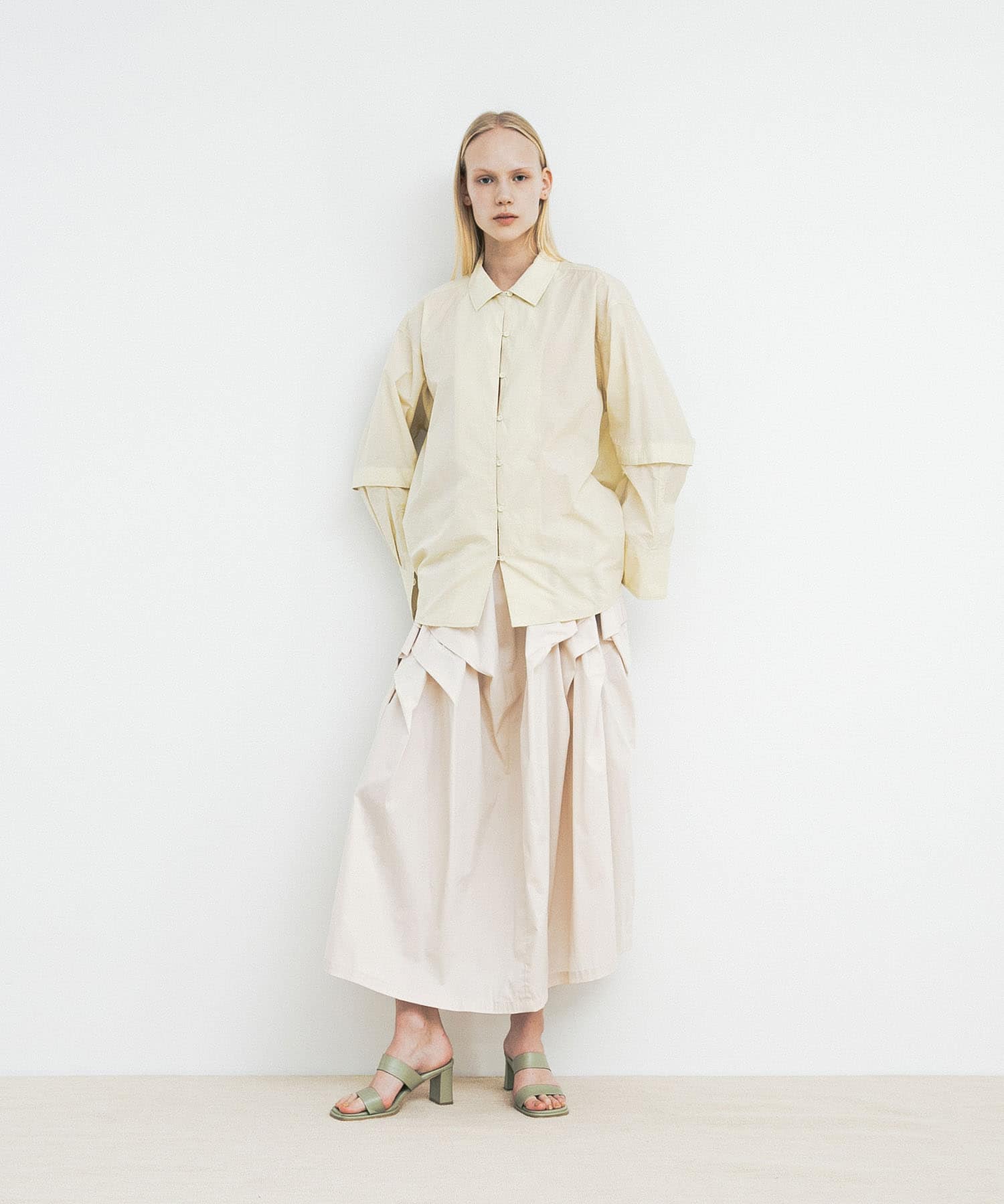 model身長：174cm 着用サイズ：FREE