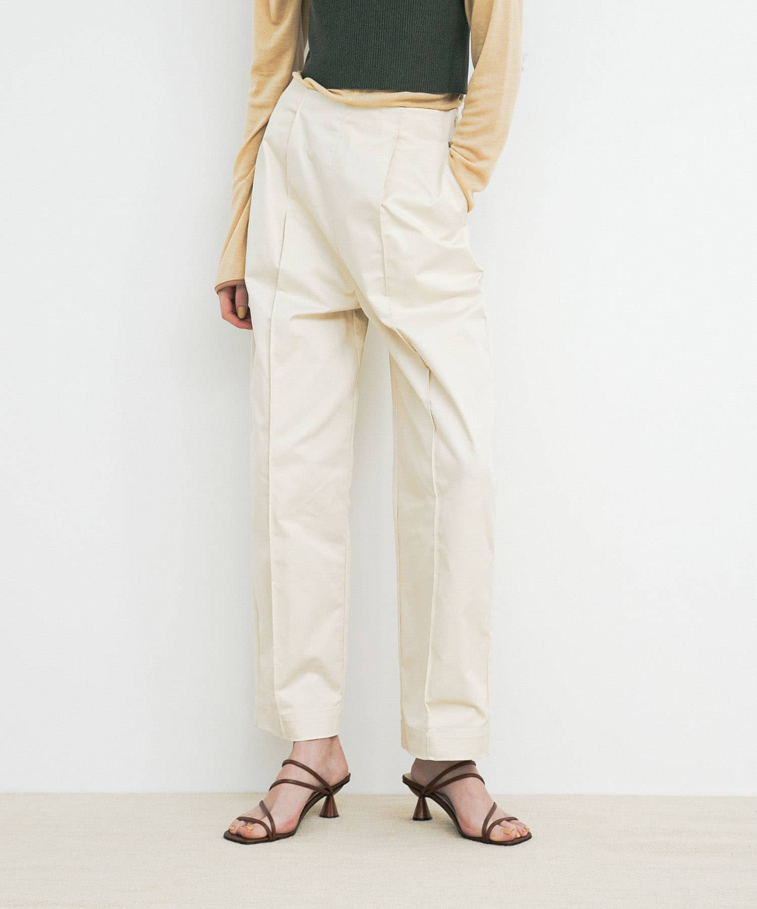 model身長：174cm 着用サイズ：FREE