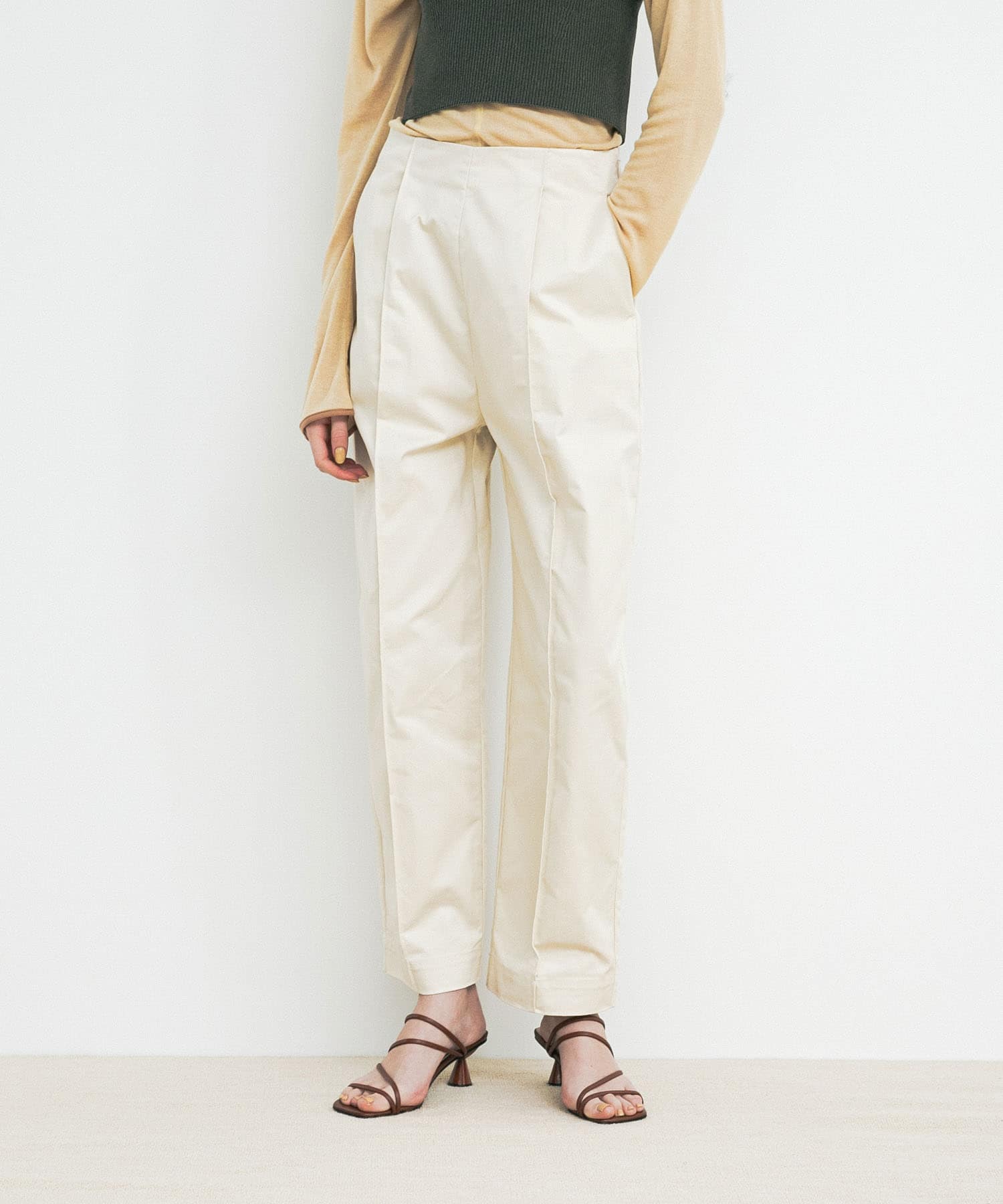 model身長：174cm 着用サイズ：FREE