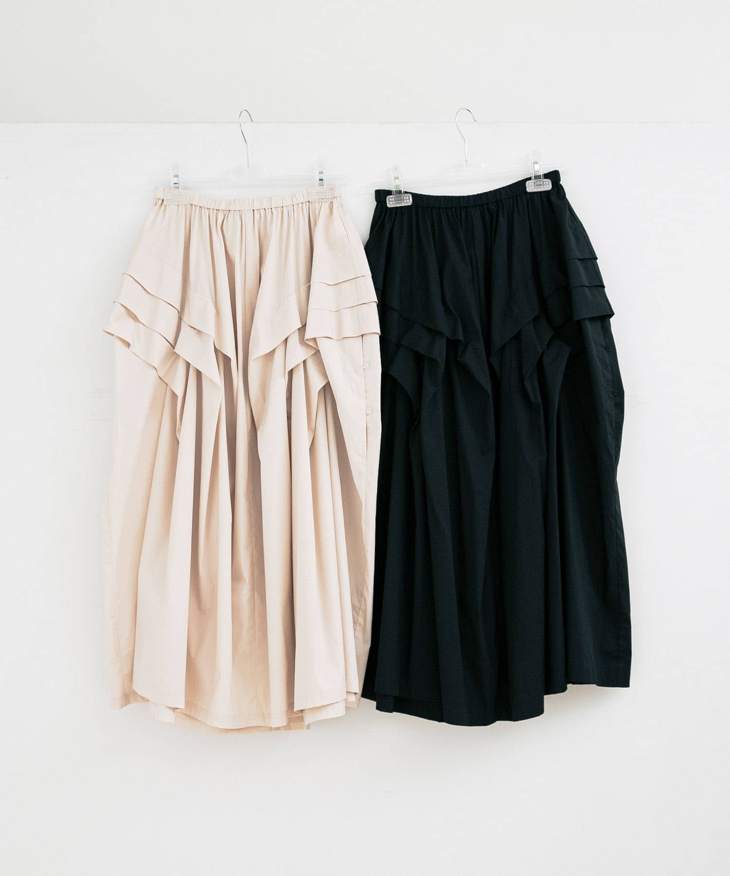 free volume skirt クリーム FREE