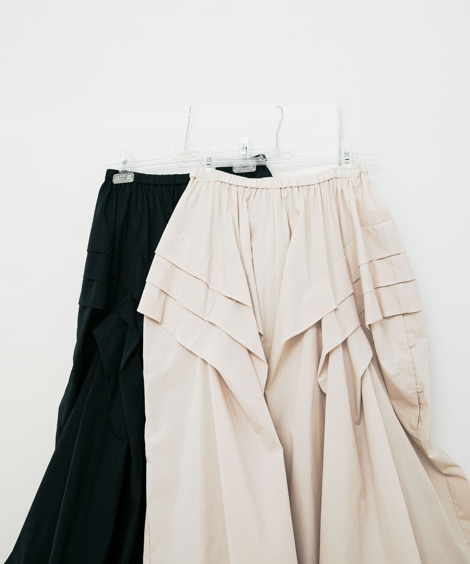 free volume skirt クリーム FREE