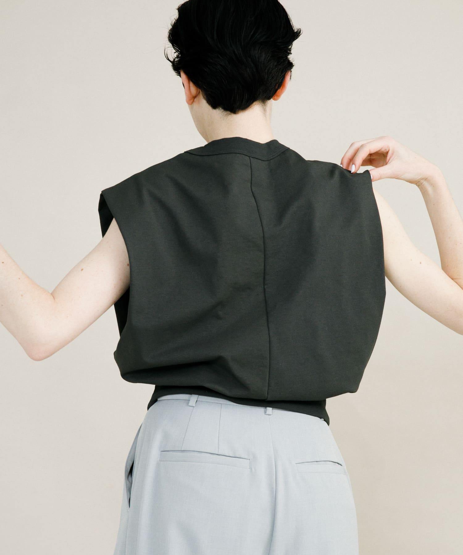 model身長：173cm 着用サイズ：FREE