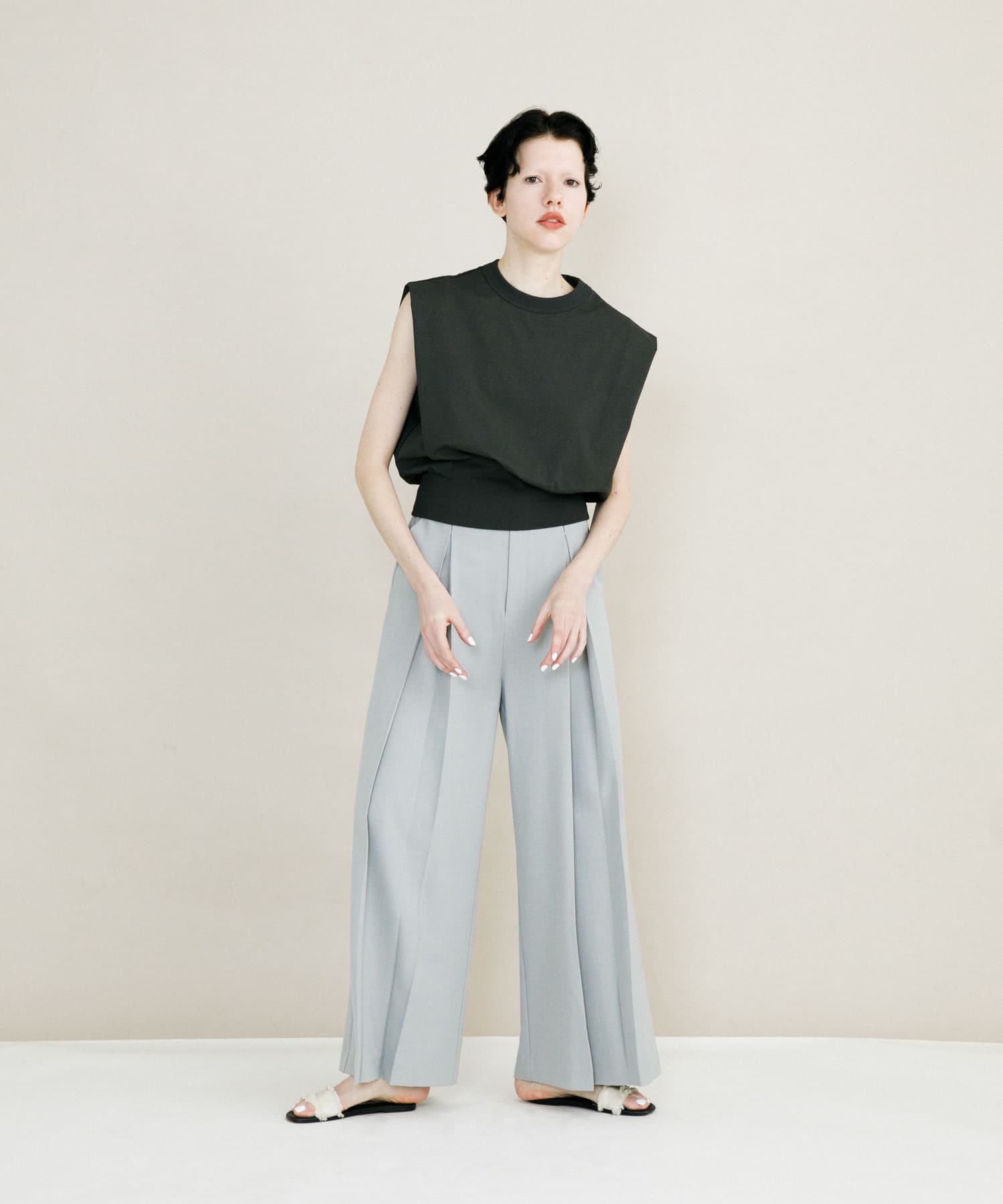 model身長：173cm 着用サイズ：FREE