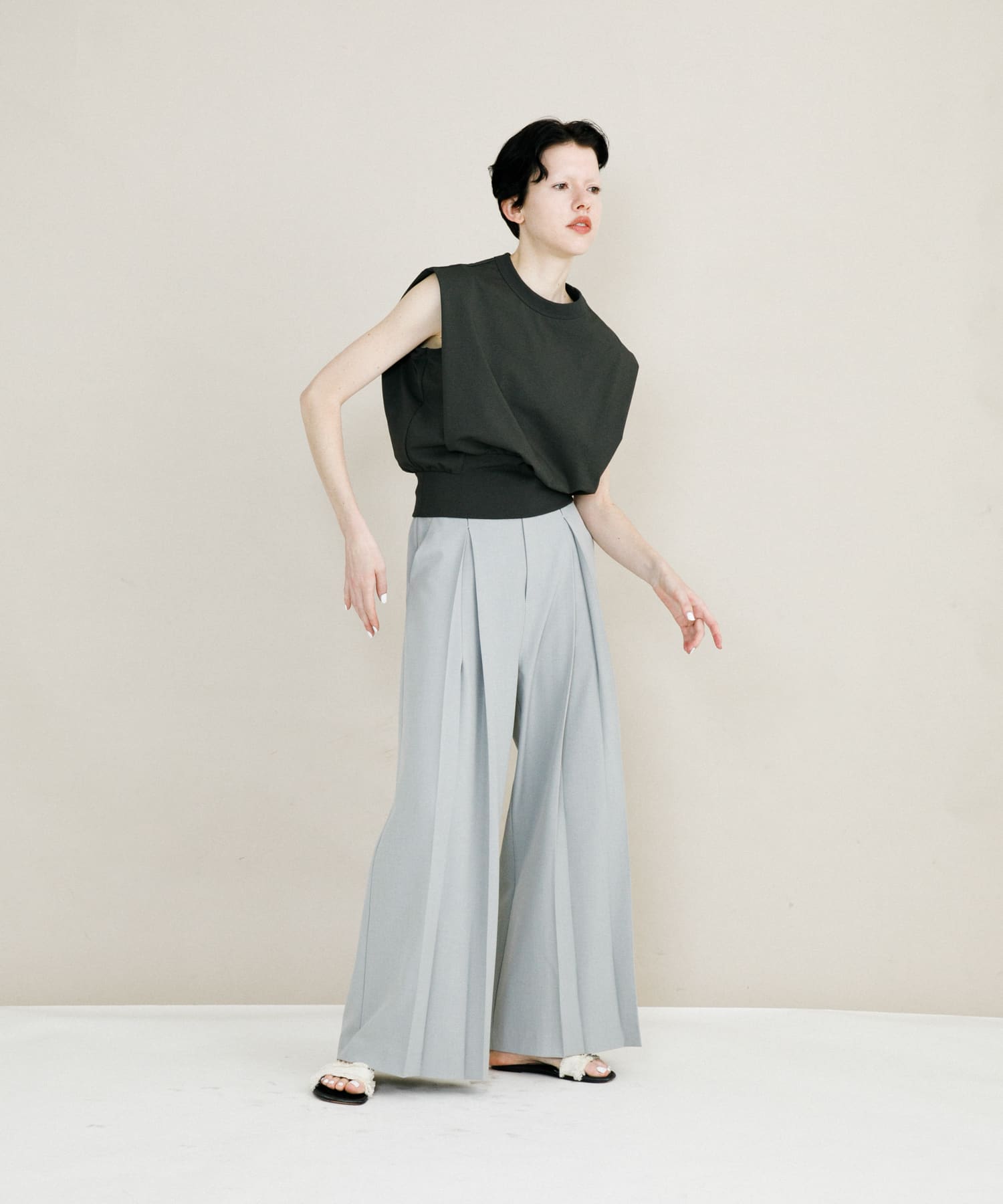 model身長：173cm 着用サイズ：FREE