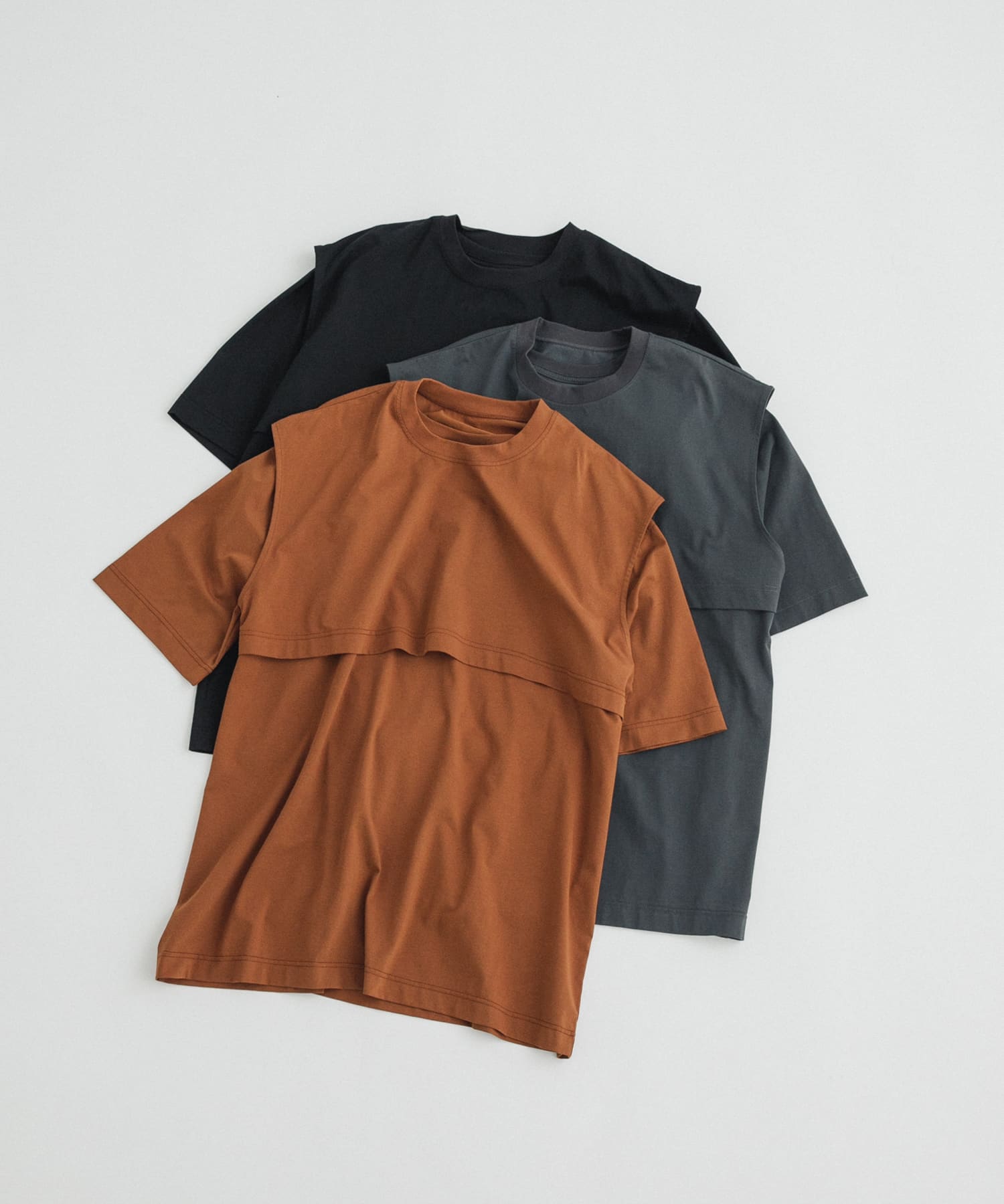 layered big tee キャラメル FREE