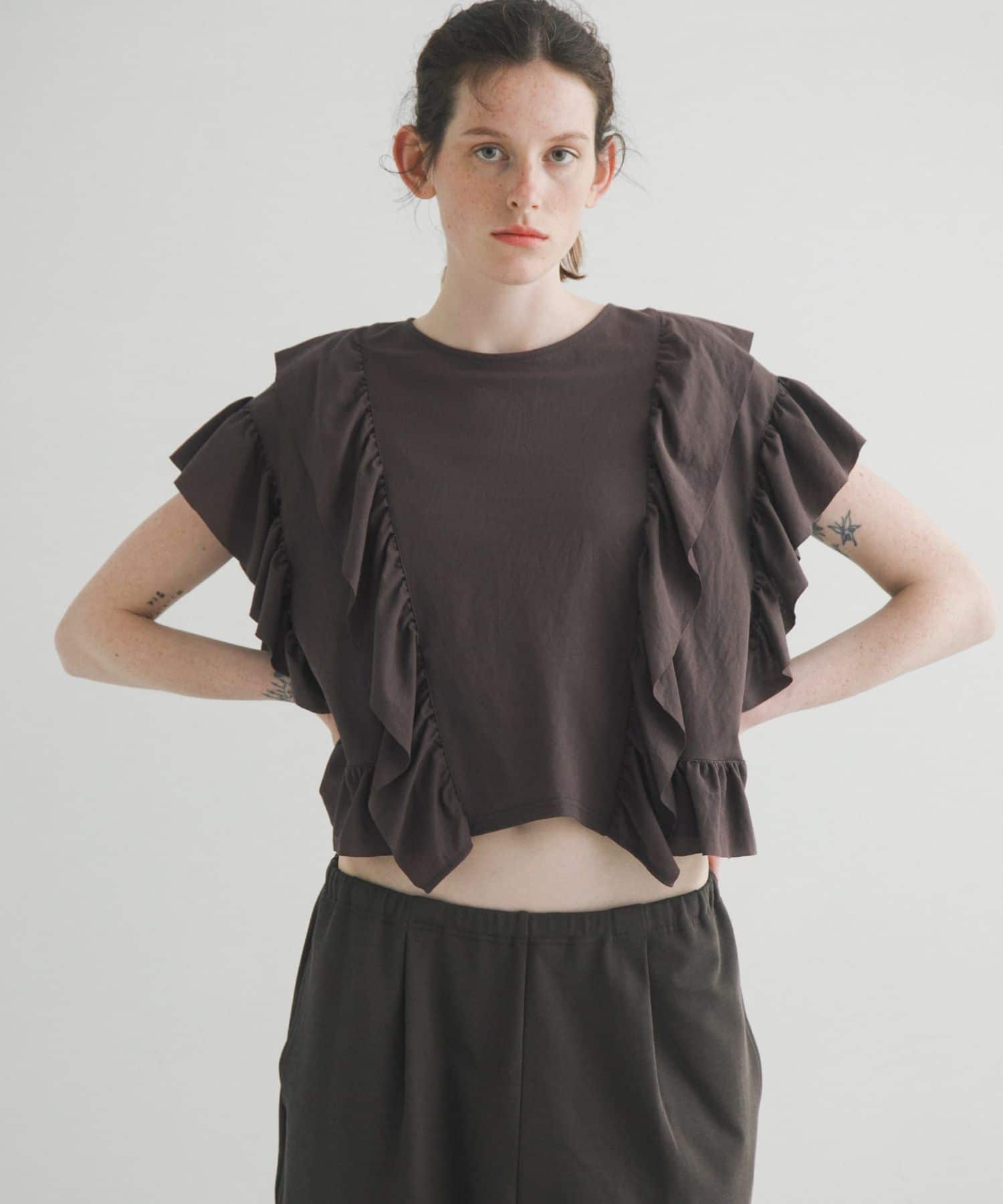 frill frill tee