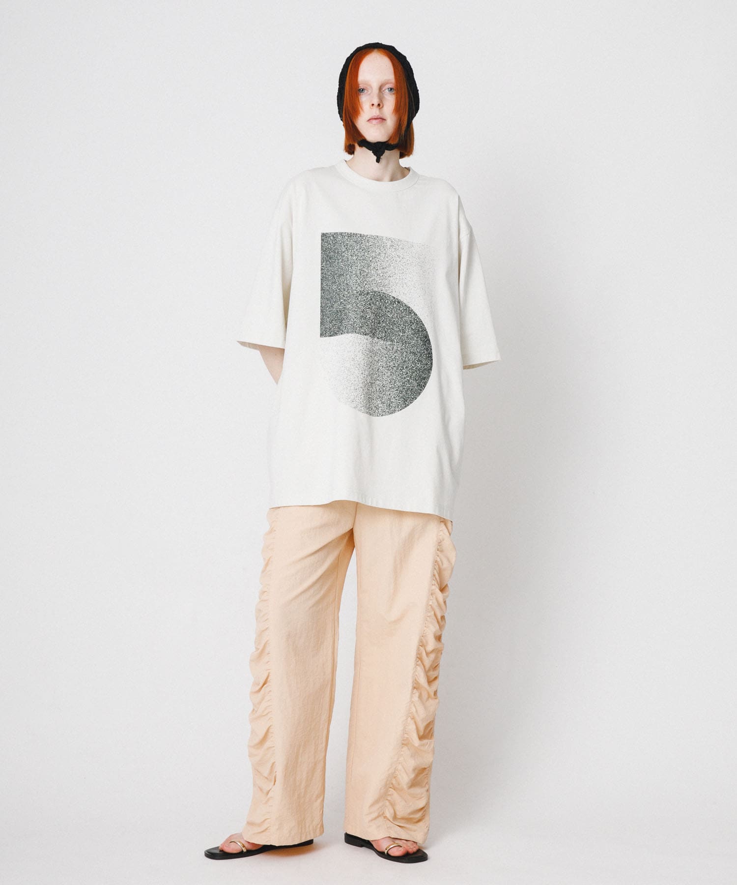 model身長 :175cm 着用サイズ：FREE
