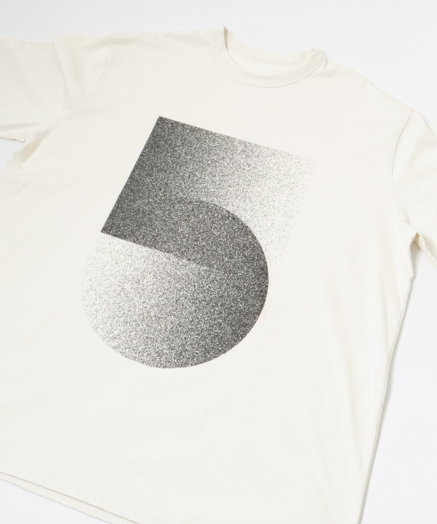 5 print tee クリーム FREE