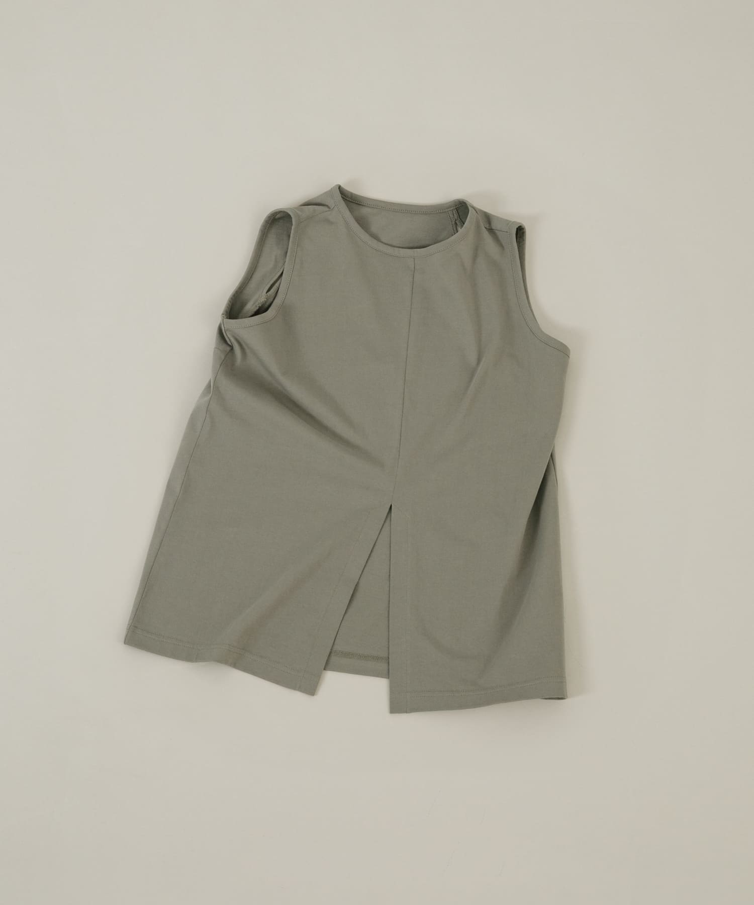 slit no sleeve tee クレイ FREE