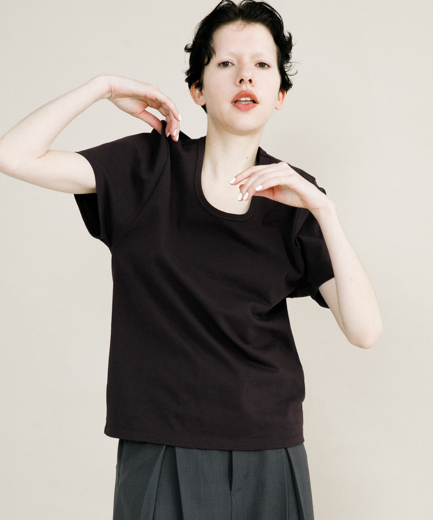 crew neck tee