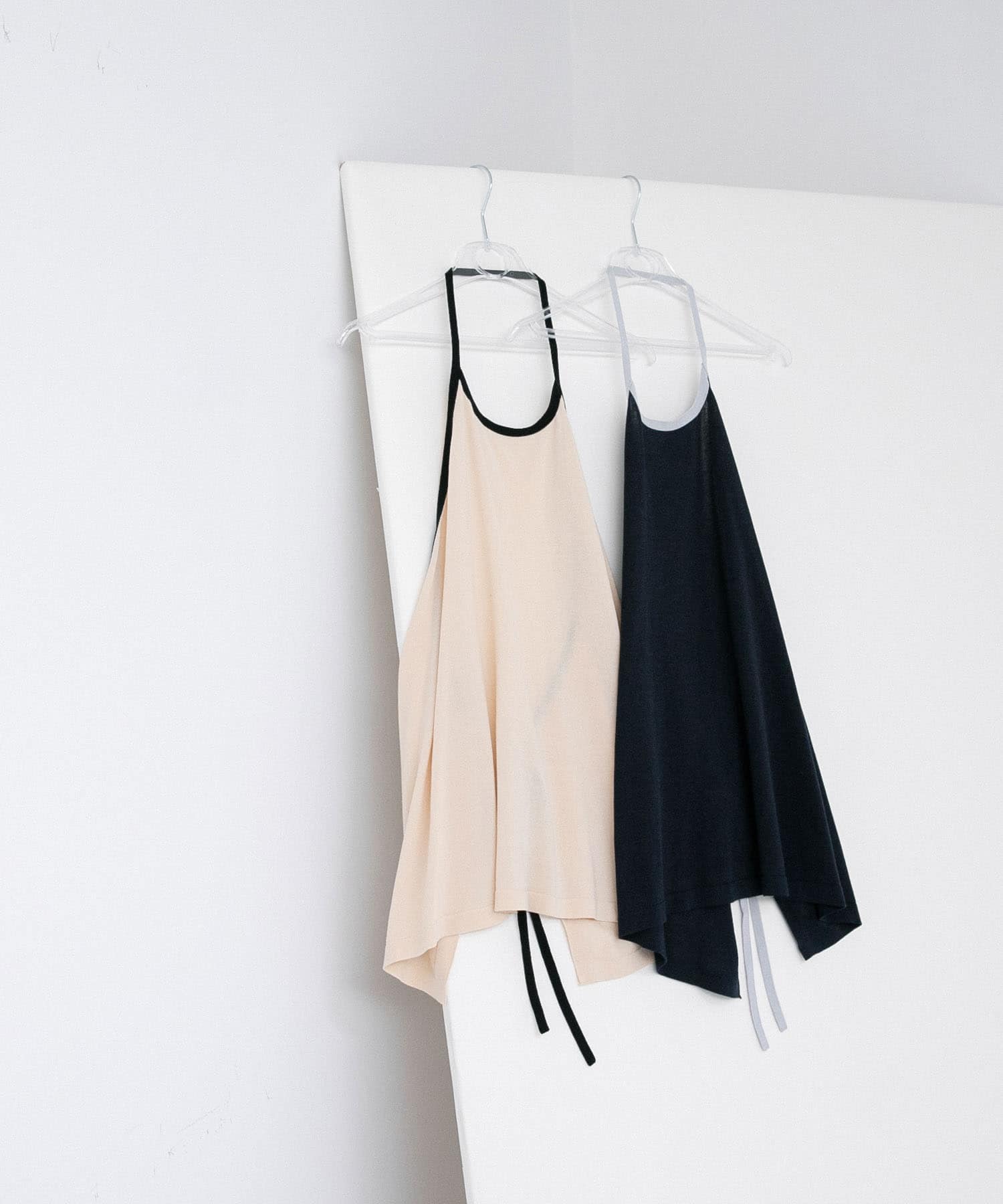 holder neck piping knit キナリ one