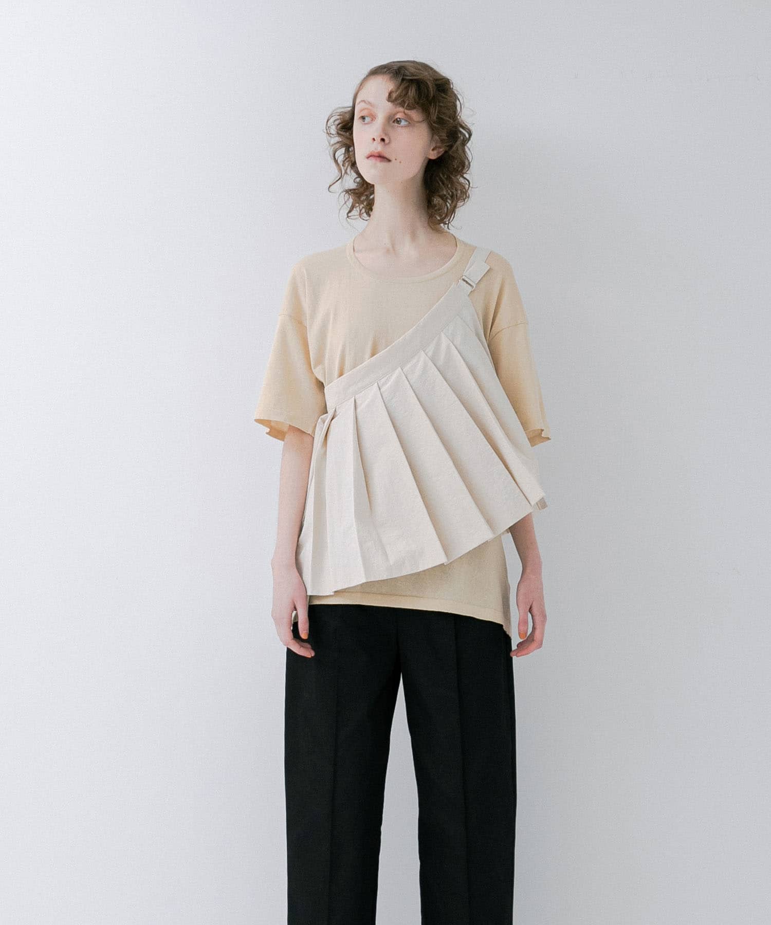 model身長 :175cm 着用サイズ：FREE
