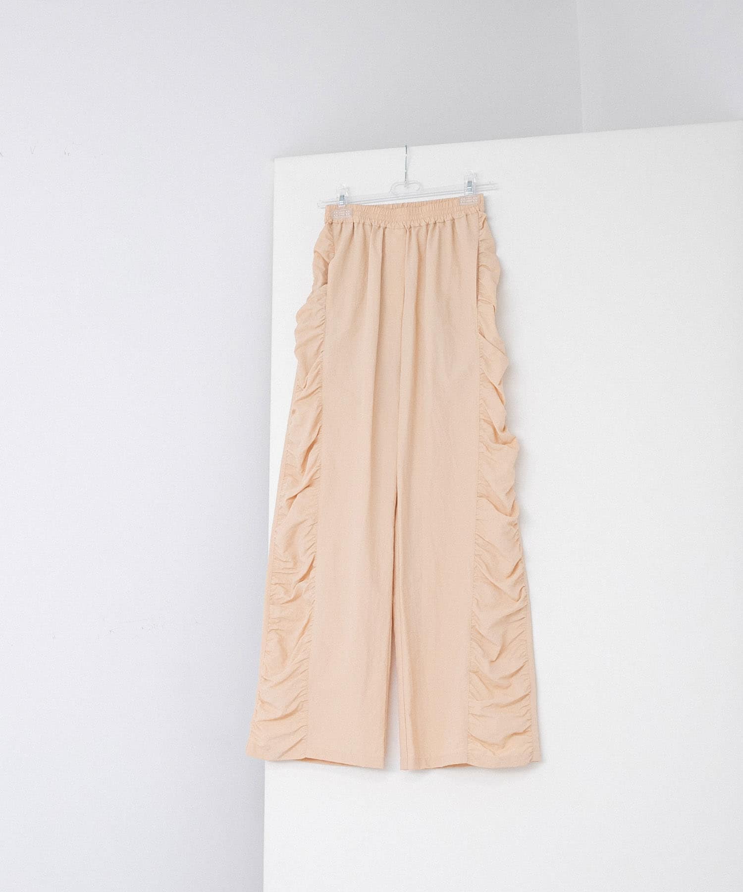 shirring easy pants アプリコット FREE
