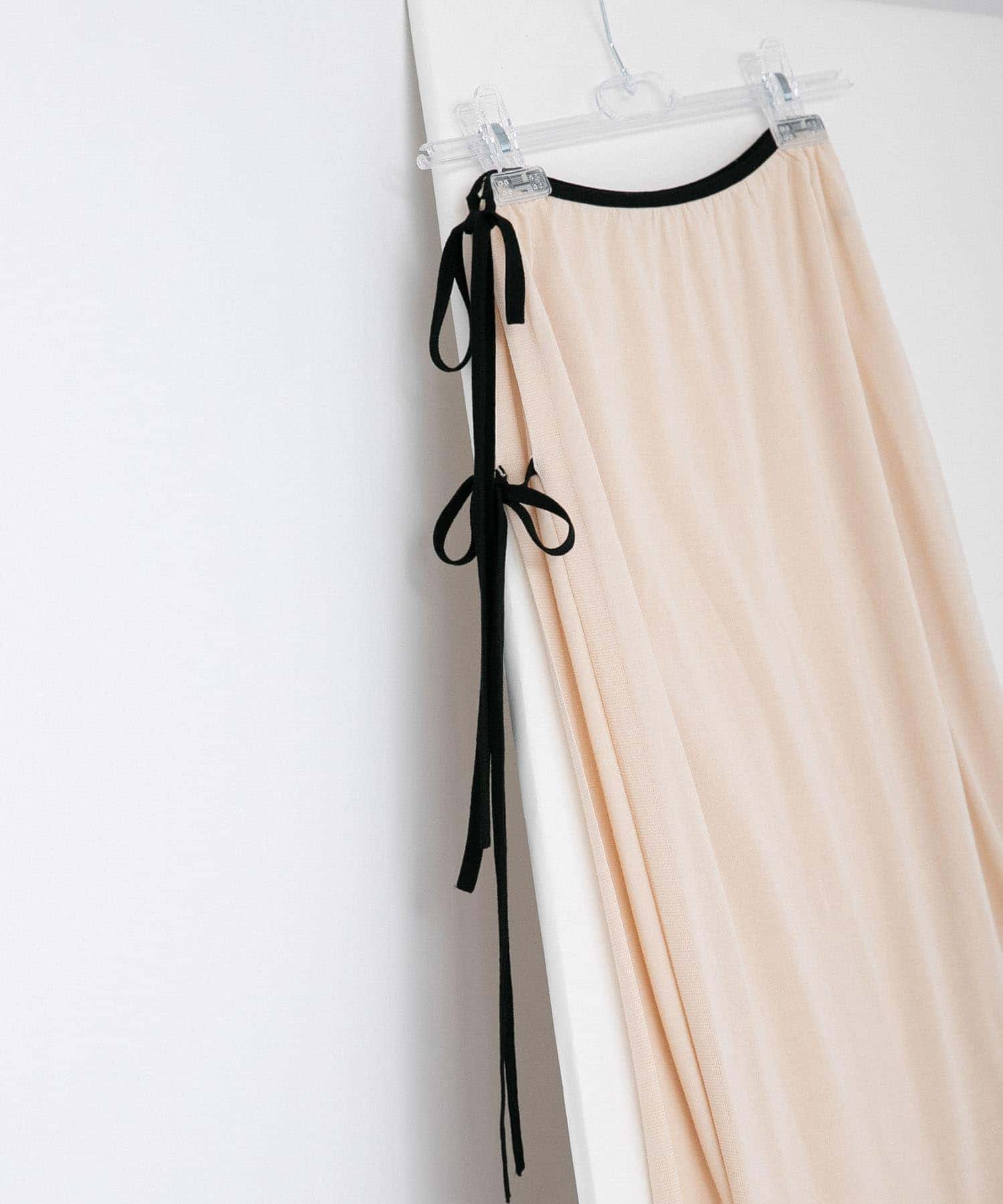 layered piping skirt