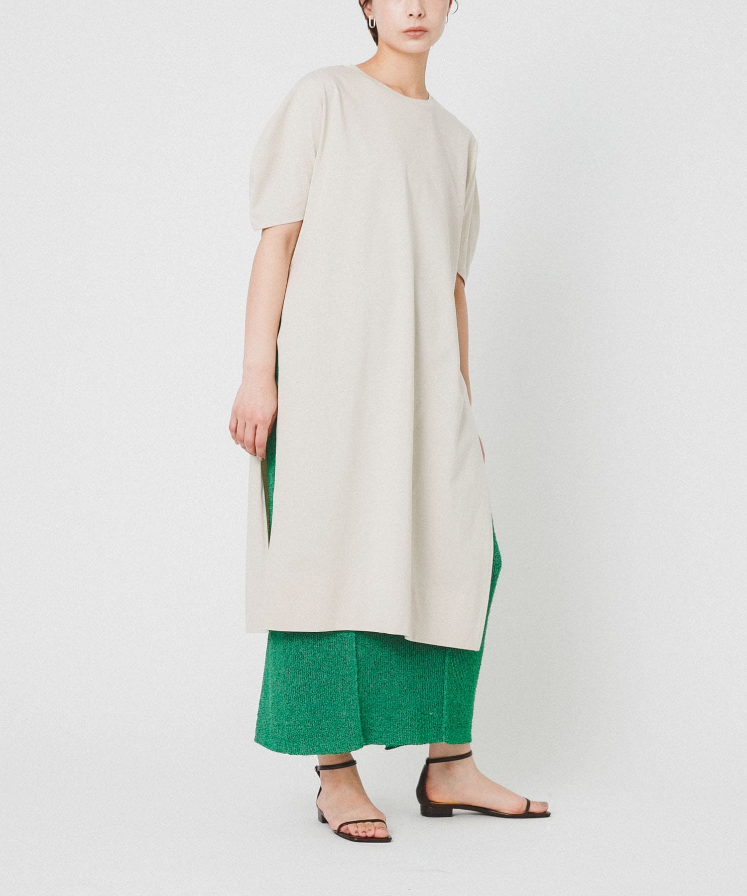 model身長 :166cm 着用サイズ：FREE