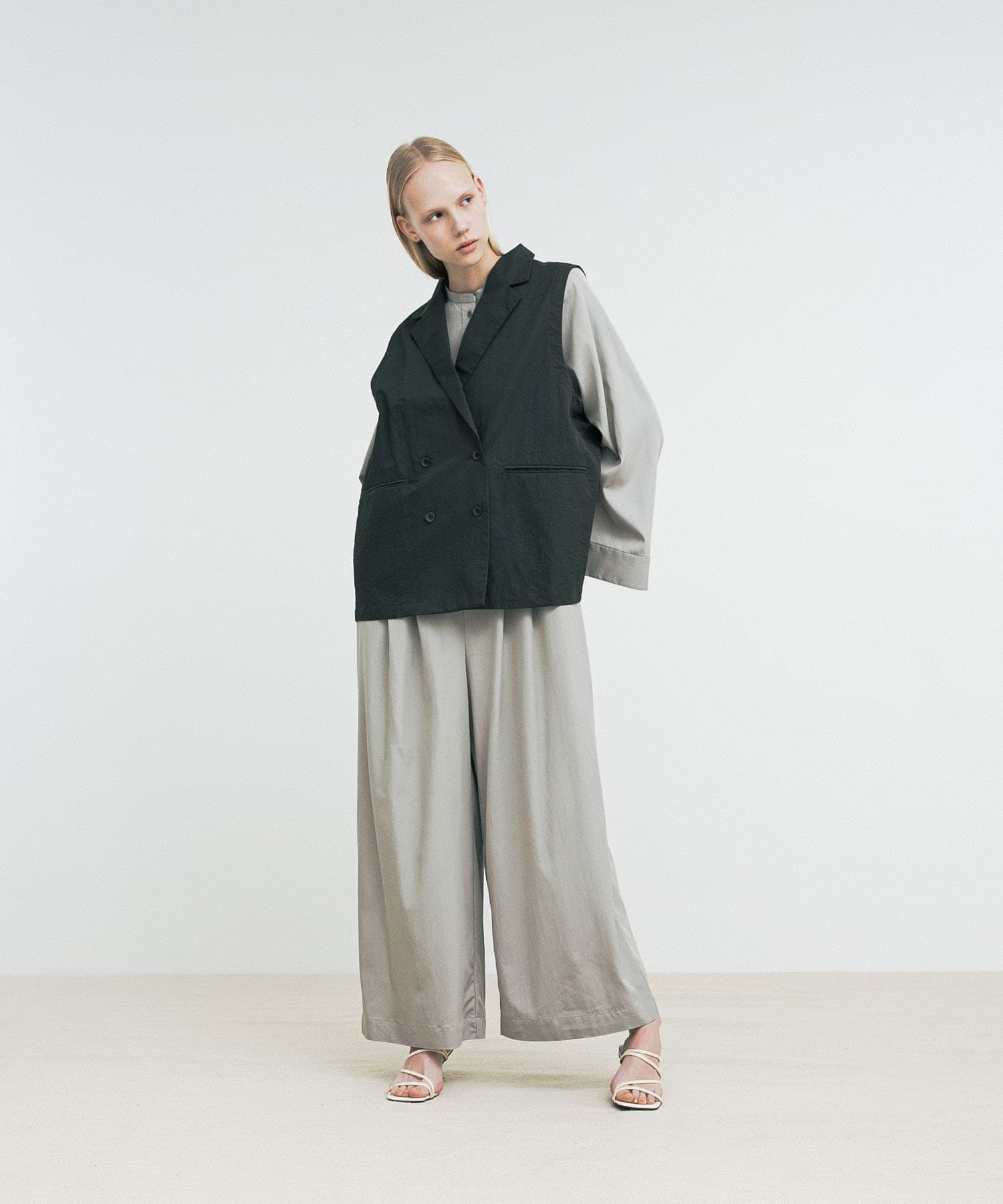 model身長：174cm 着用サイズ：FREE