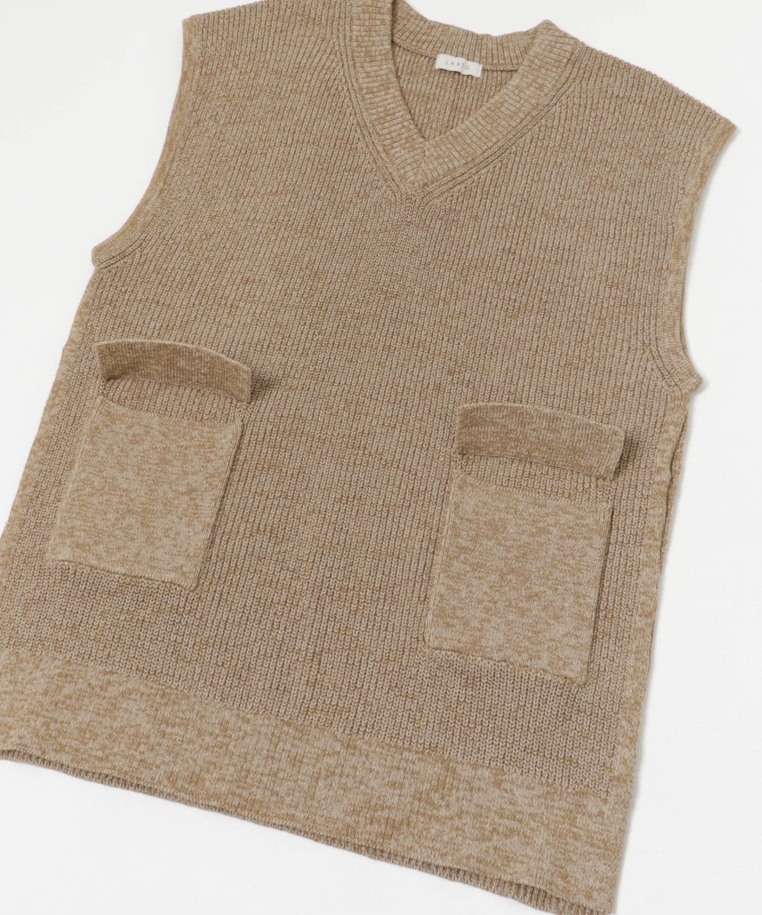 pocketed knit vest サバク FREE