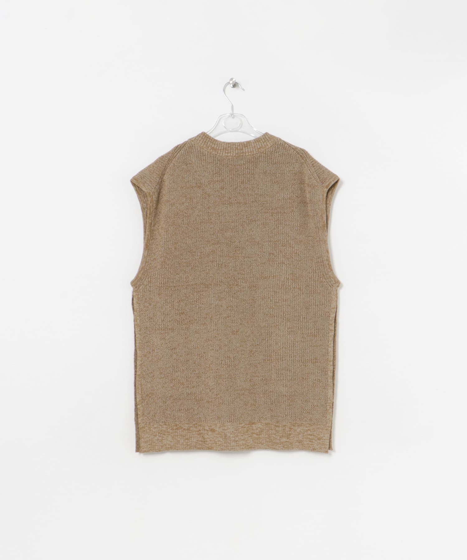 pocketed knit vest サバク FREE