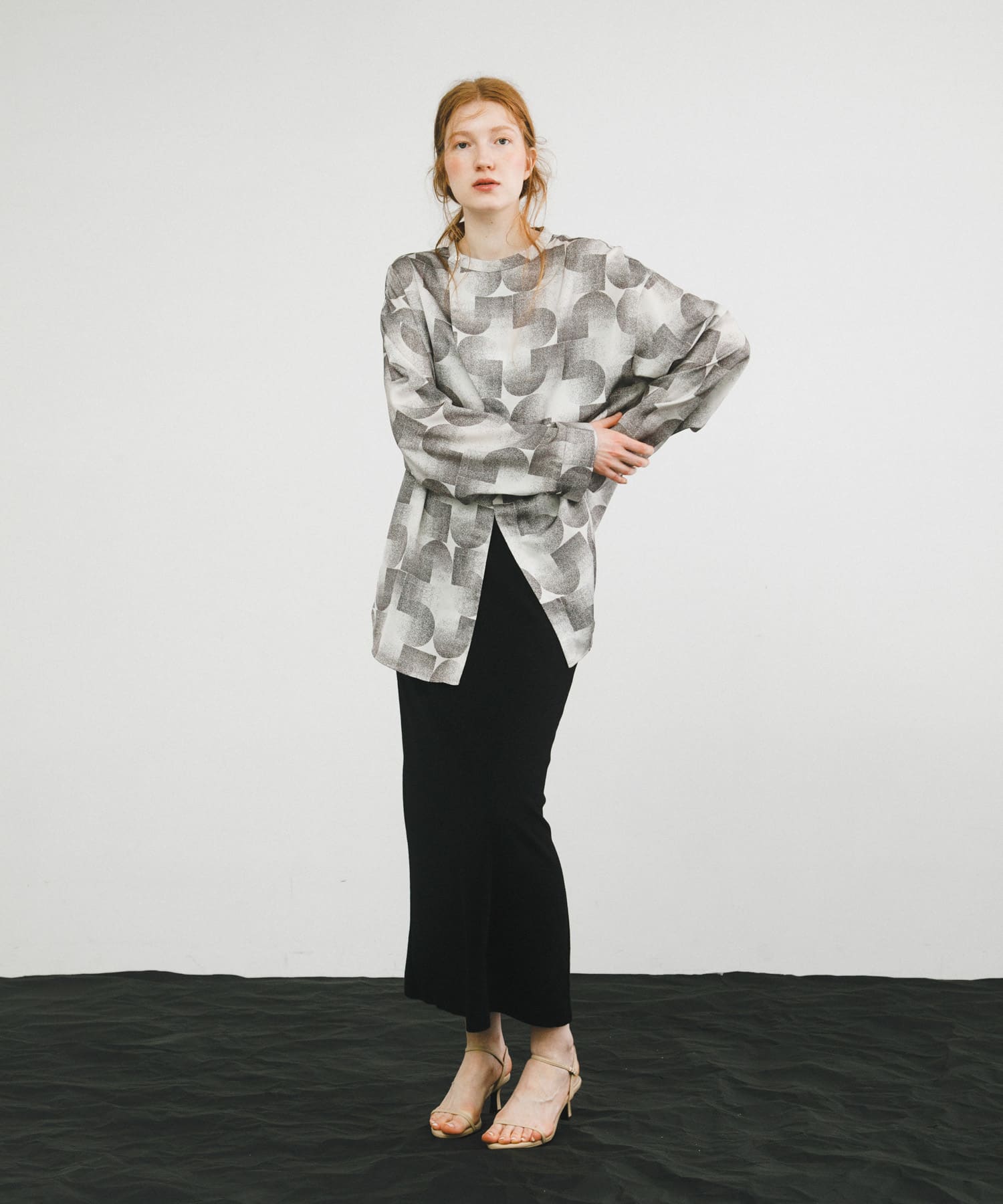 model身長 :176cm 着用サイズ：FREE