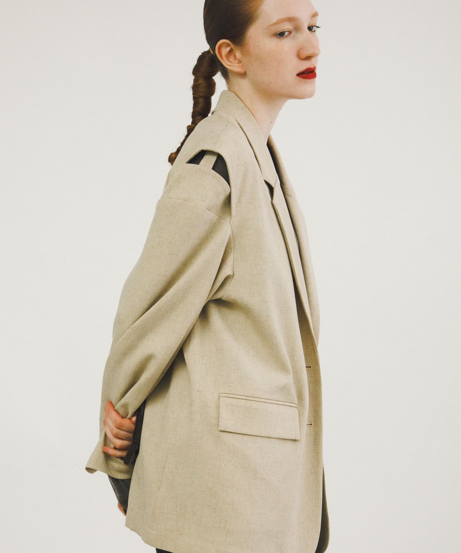 model身長 :176cm 着用サイズ：FREE