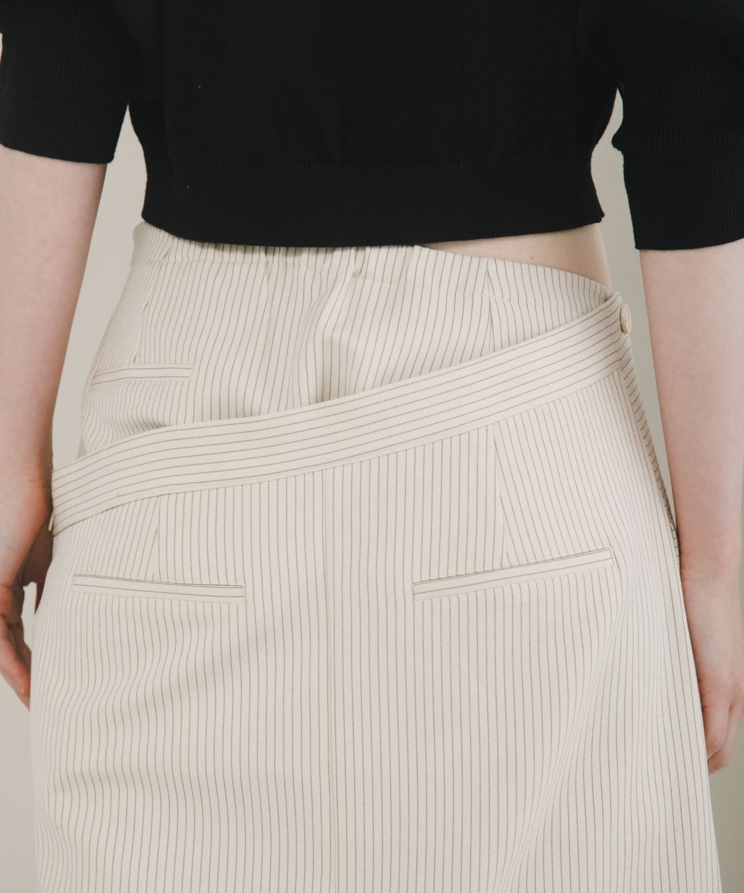 model : 176cm 着用サイズ : FREE