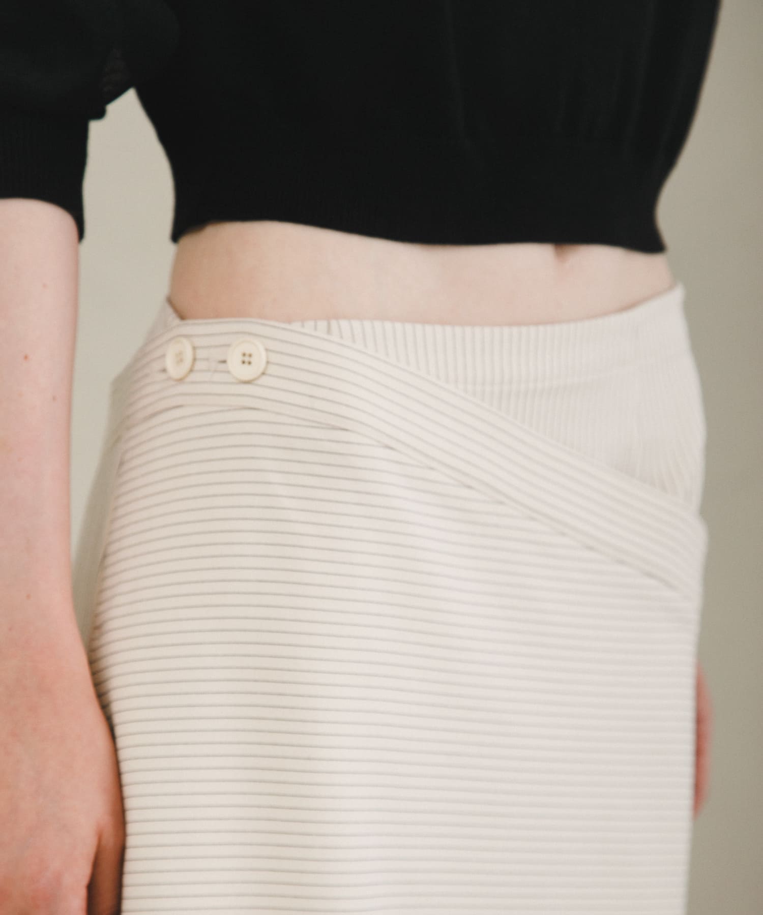 model : 176cm 着用サイズ : FREE