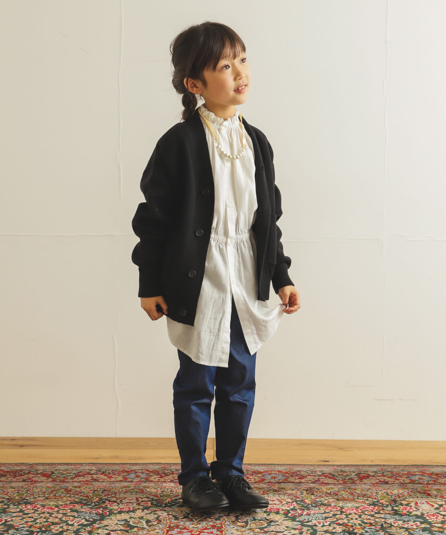 11 WHITE