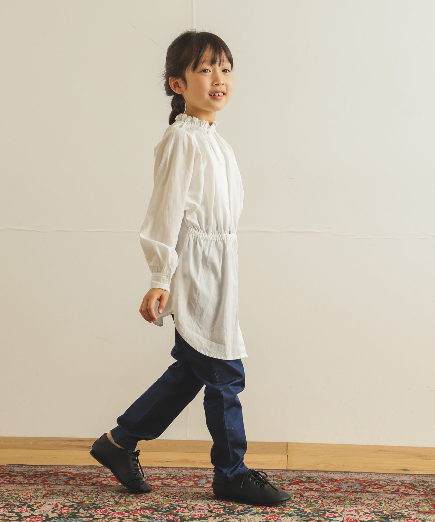 11 WHITE