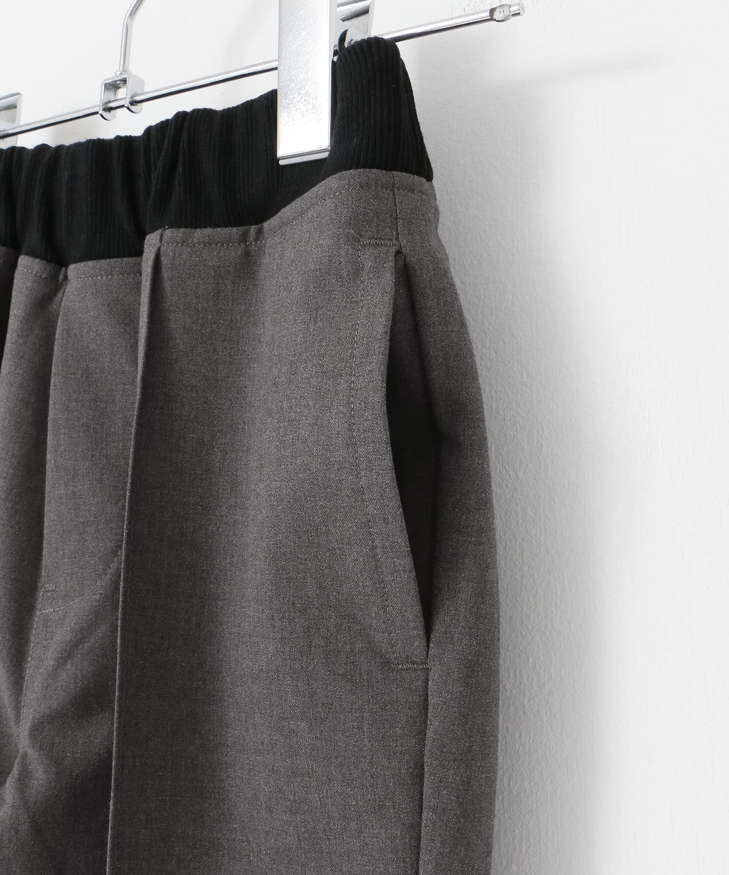 ARCH&LINE　CREASE EASY TROUSERS 17CHARCOAL S
