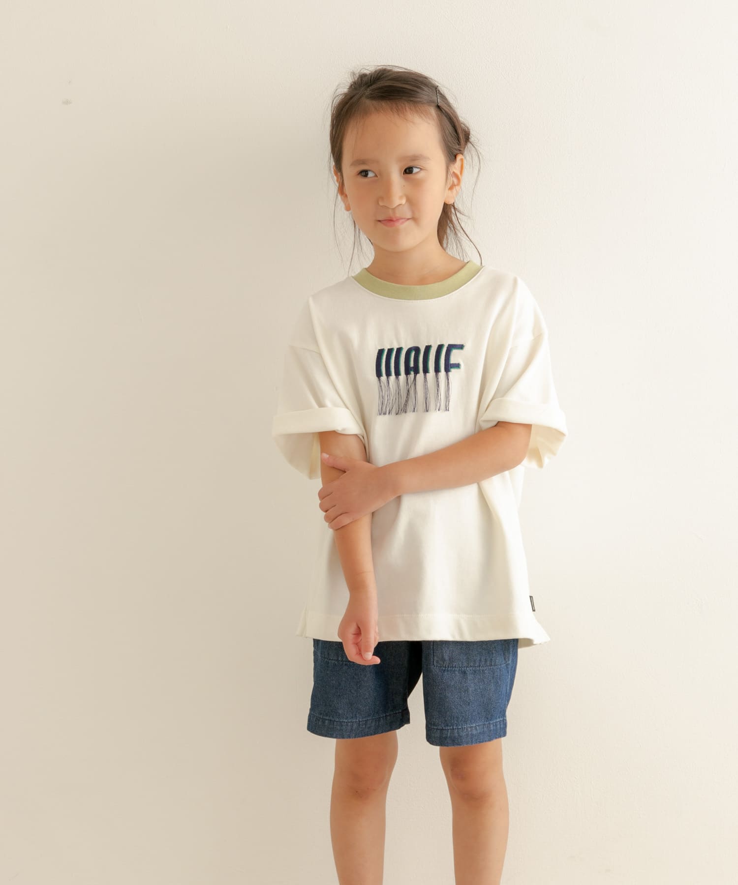 11 WHITE