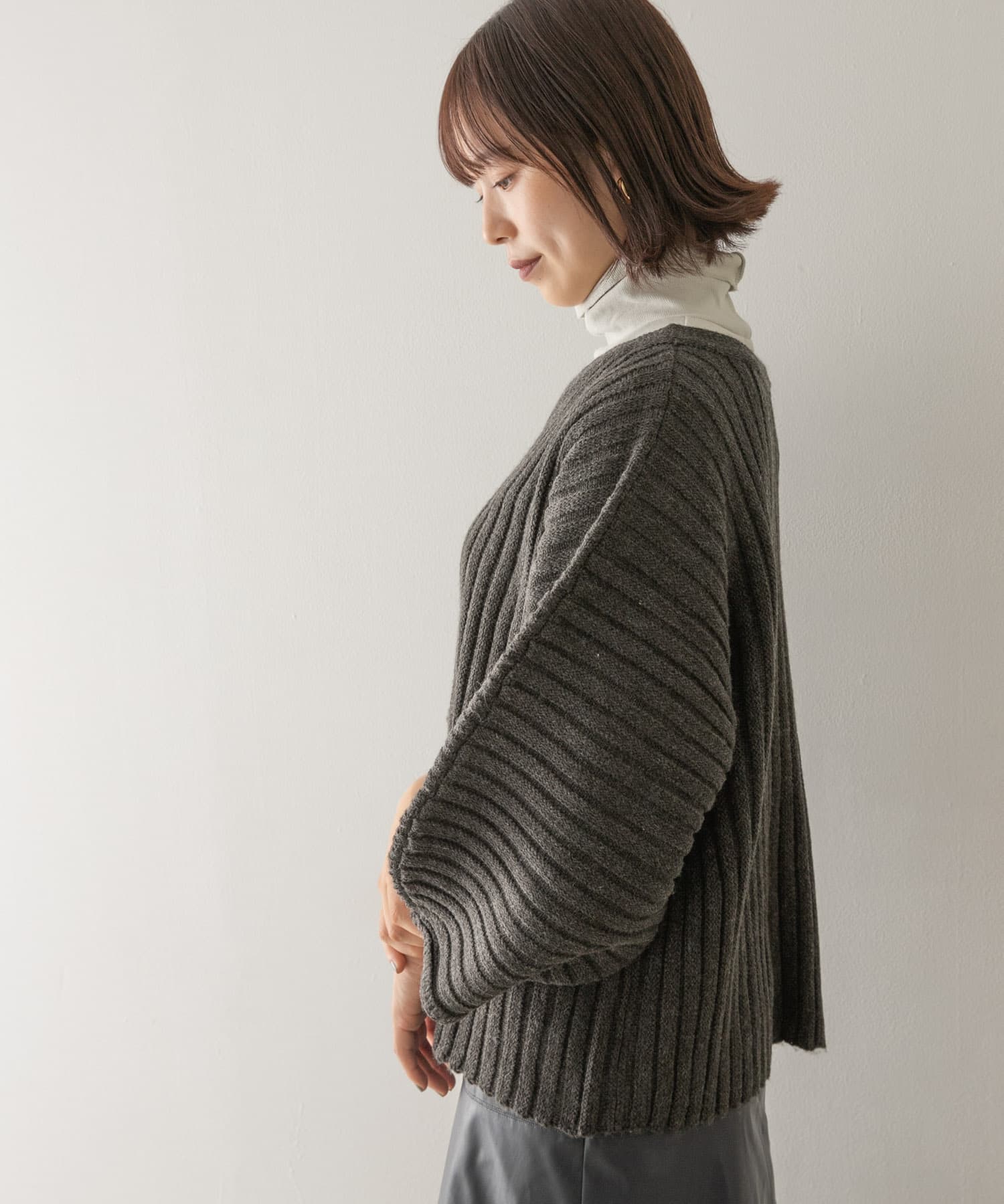 Audrey and John Wad　2WAYネックロングプルオーバー c.gry FREE