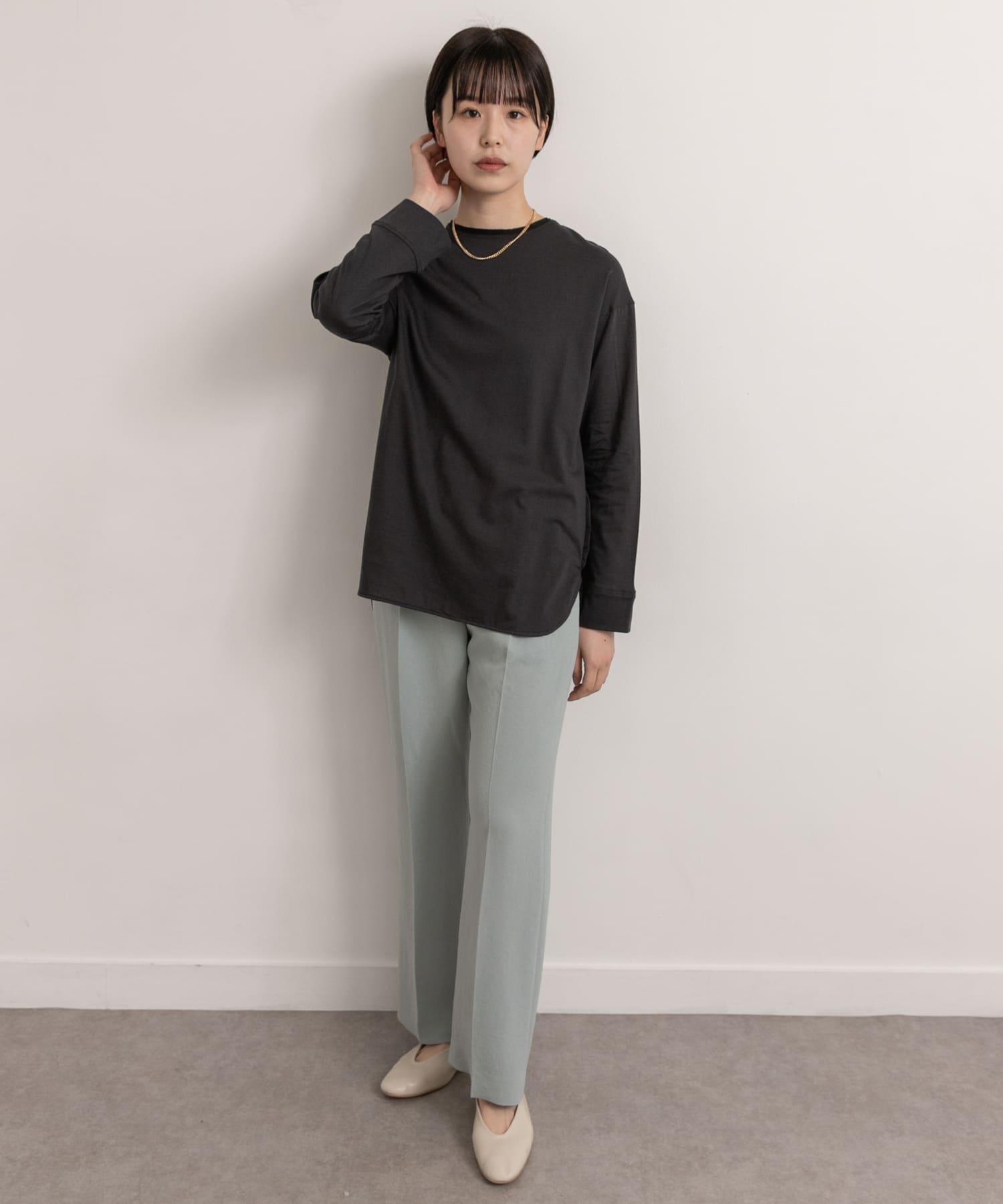 Audrey and John Wad　セミフレアイージーパンツ bl.gry S