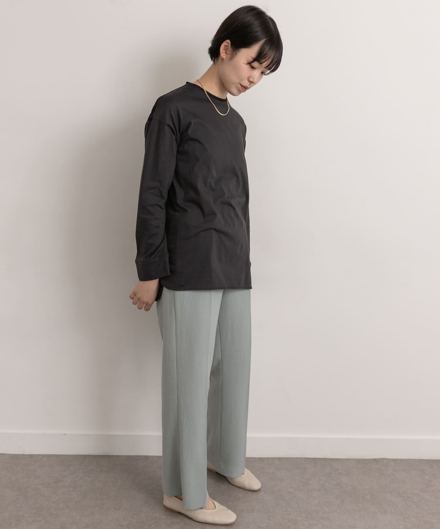 Audrey and John Wad　セミフレアイージーパンツ bl.gry S