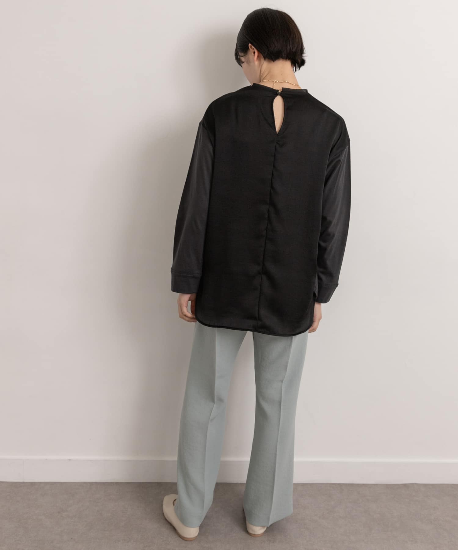 Audrey and John Wad　セミフレアイージーパンツ bl.gry S