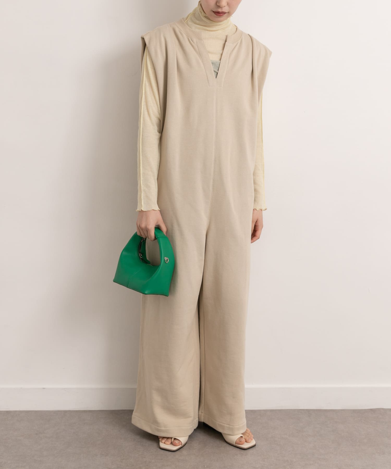 Audrey and John Wad　キーネックノースリーブサロペット