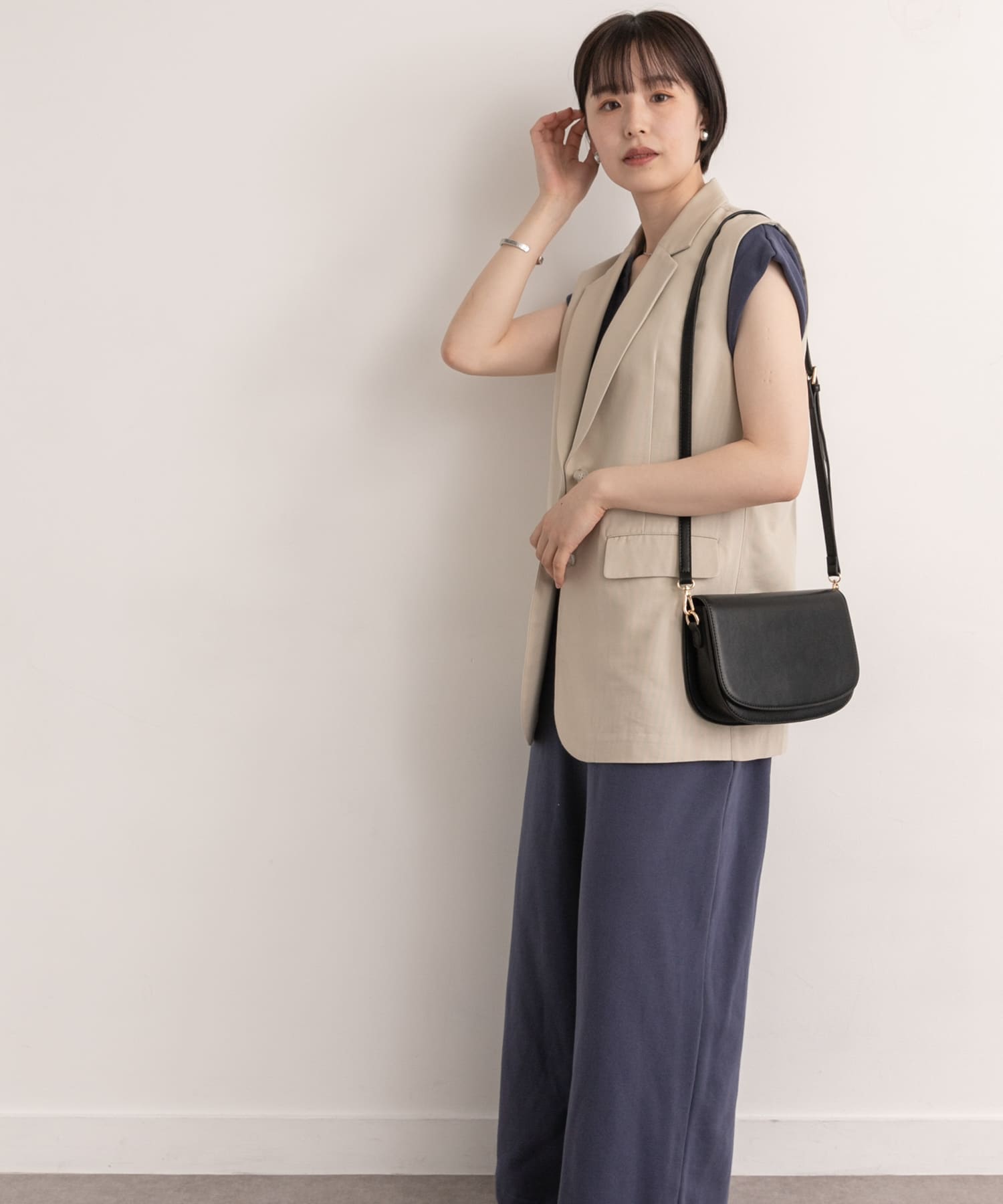 Audrey and John Wad　キーネックノースリーブサロペット d.ble FREE