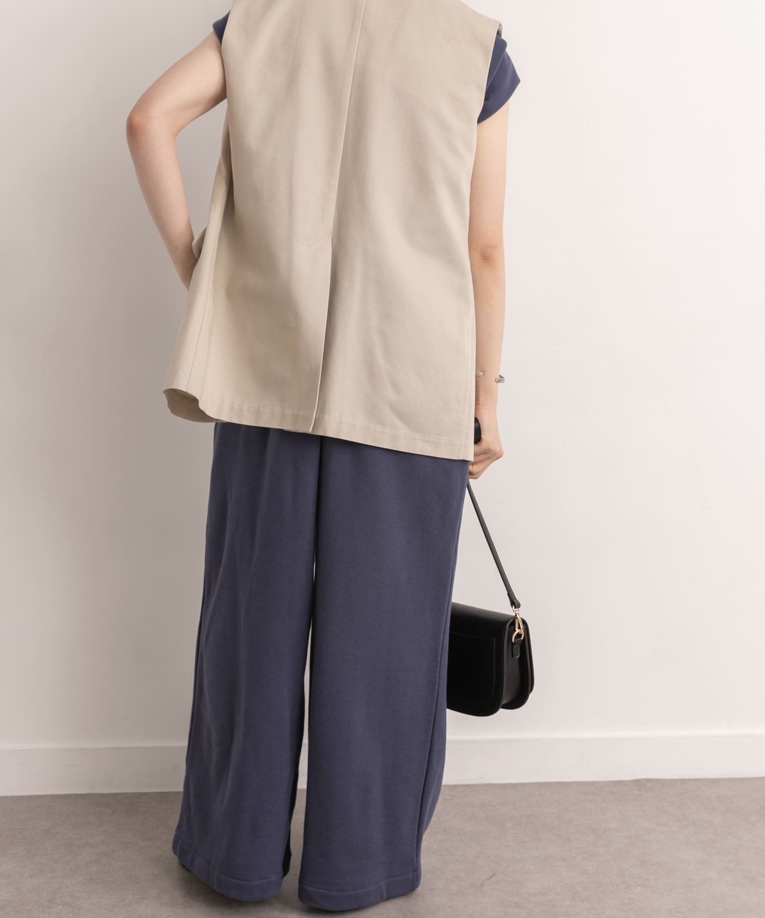 Audrey and John Wad　キーネックノースリーブサロペット d.ble FREE