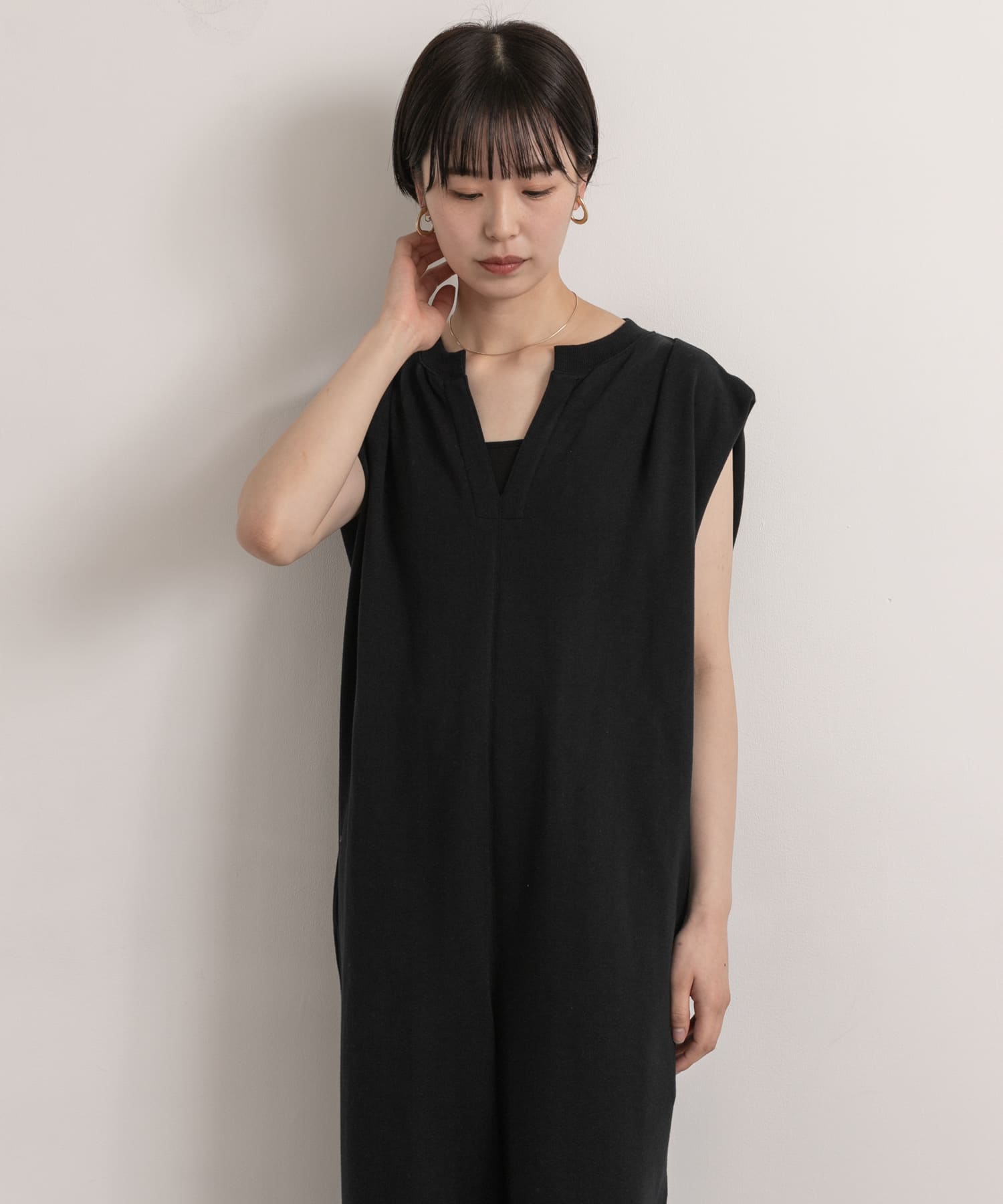 Audrey and John Wad　キーネックノースリーブサロペット blk FREE