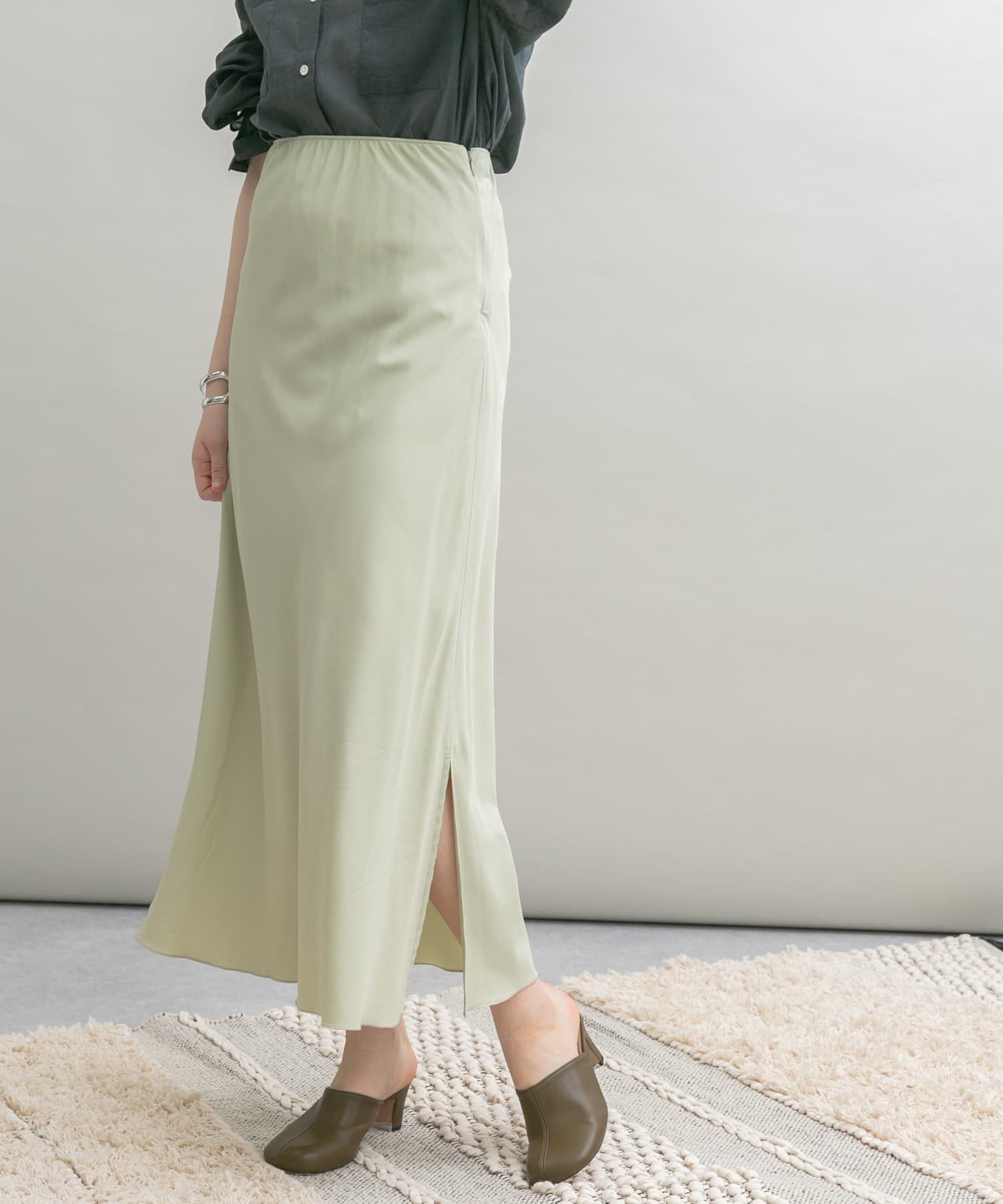 ストレートスカート